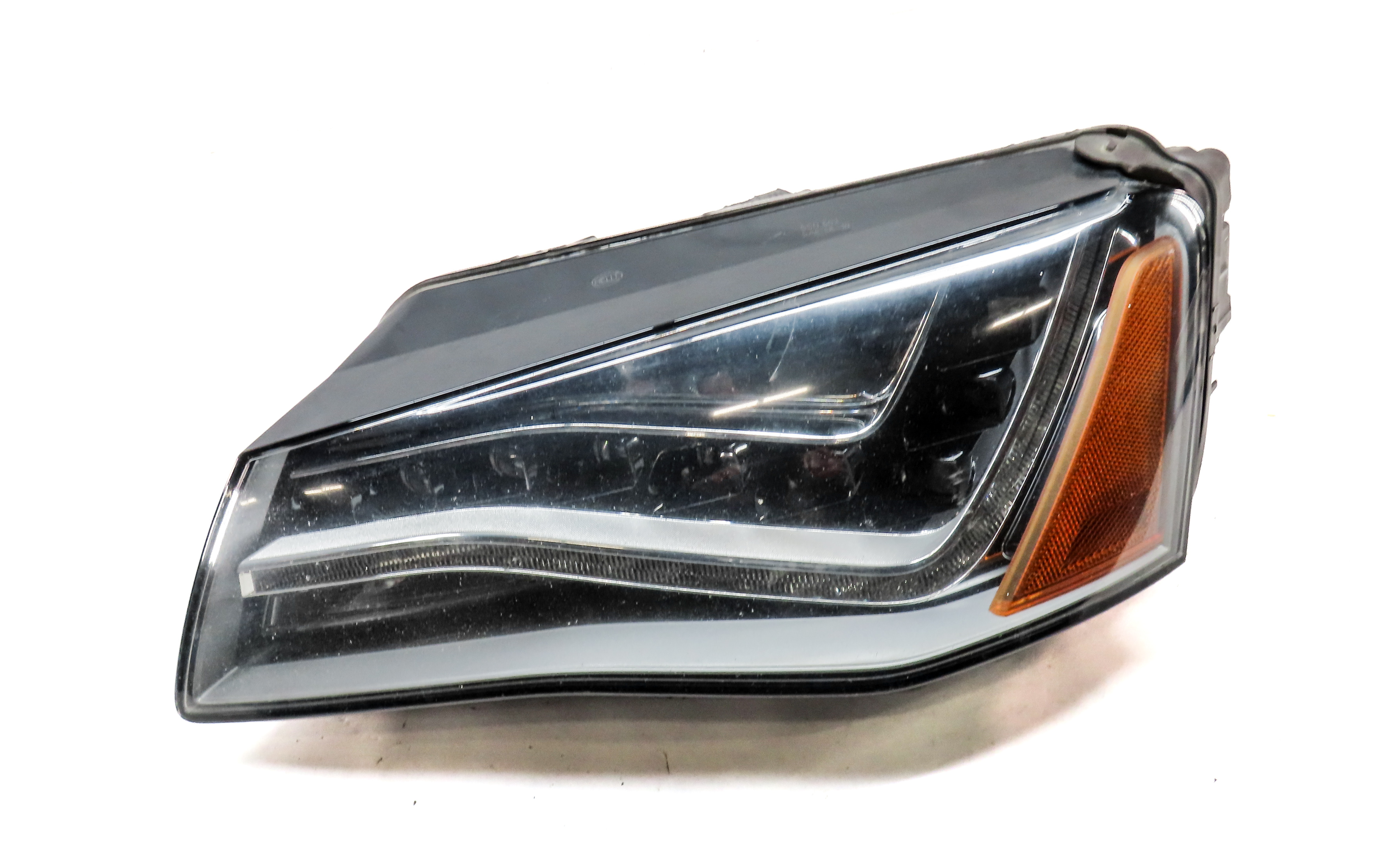 2011-2014 AUDI A8 (D4 4H) LEFT DRIVER DRL LED HEADLIGHT LIGHT LAMP (OPT 8EY) — exact item pictured